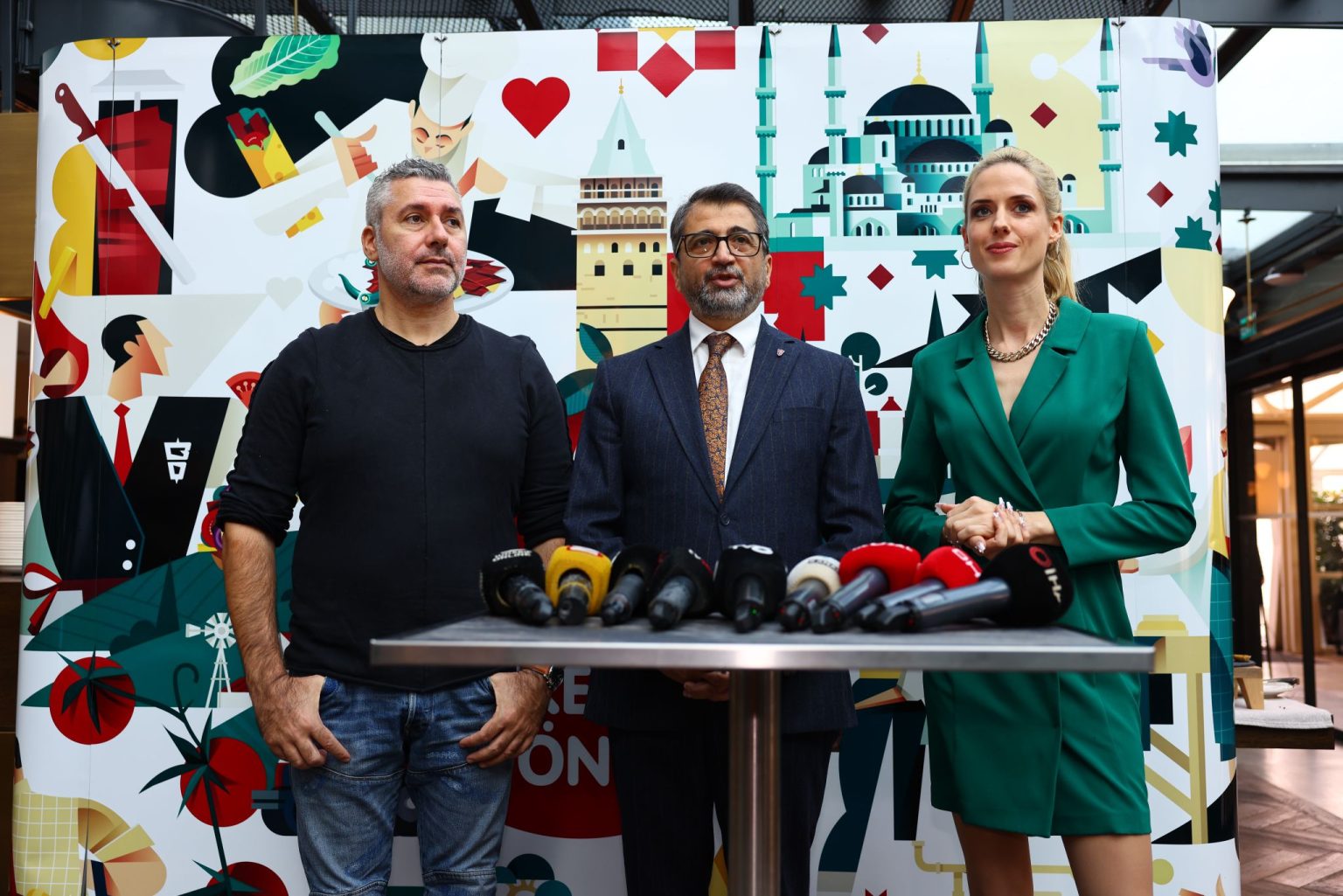 Bereket Döner Takes on EU Döner Dispute with Academic Evidence of Turkish Heritage