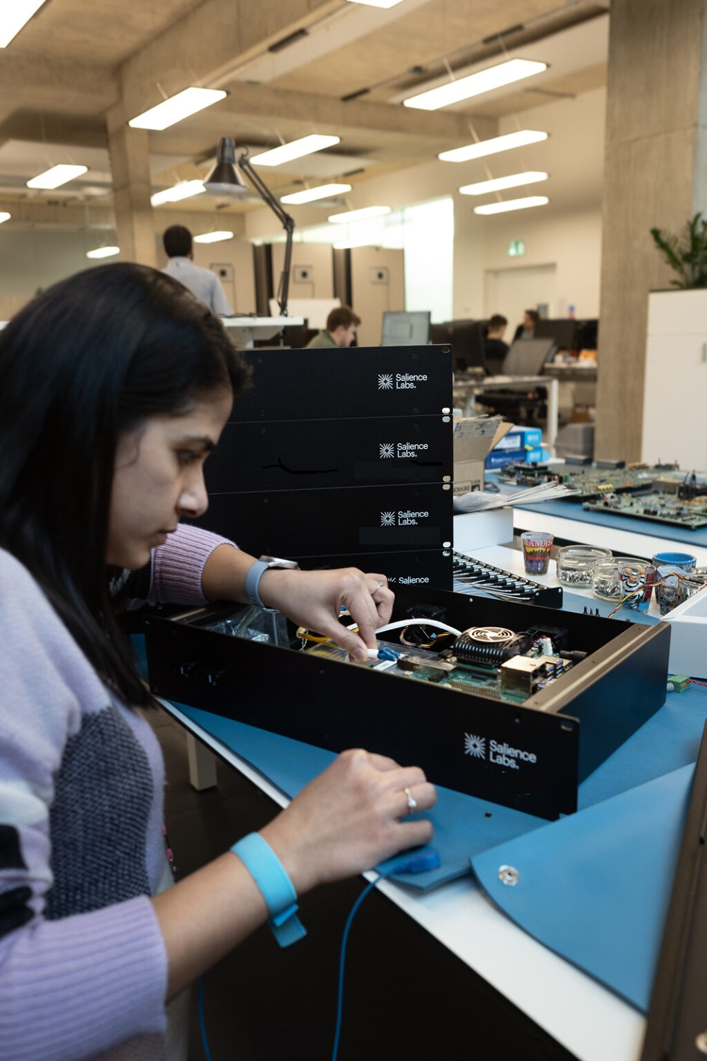 Salience Labs Lands $30M to Advance Photonic Networking