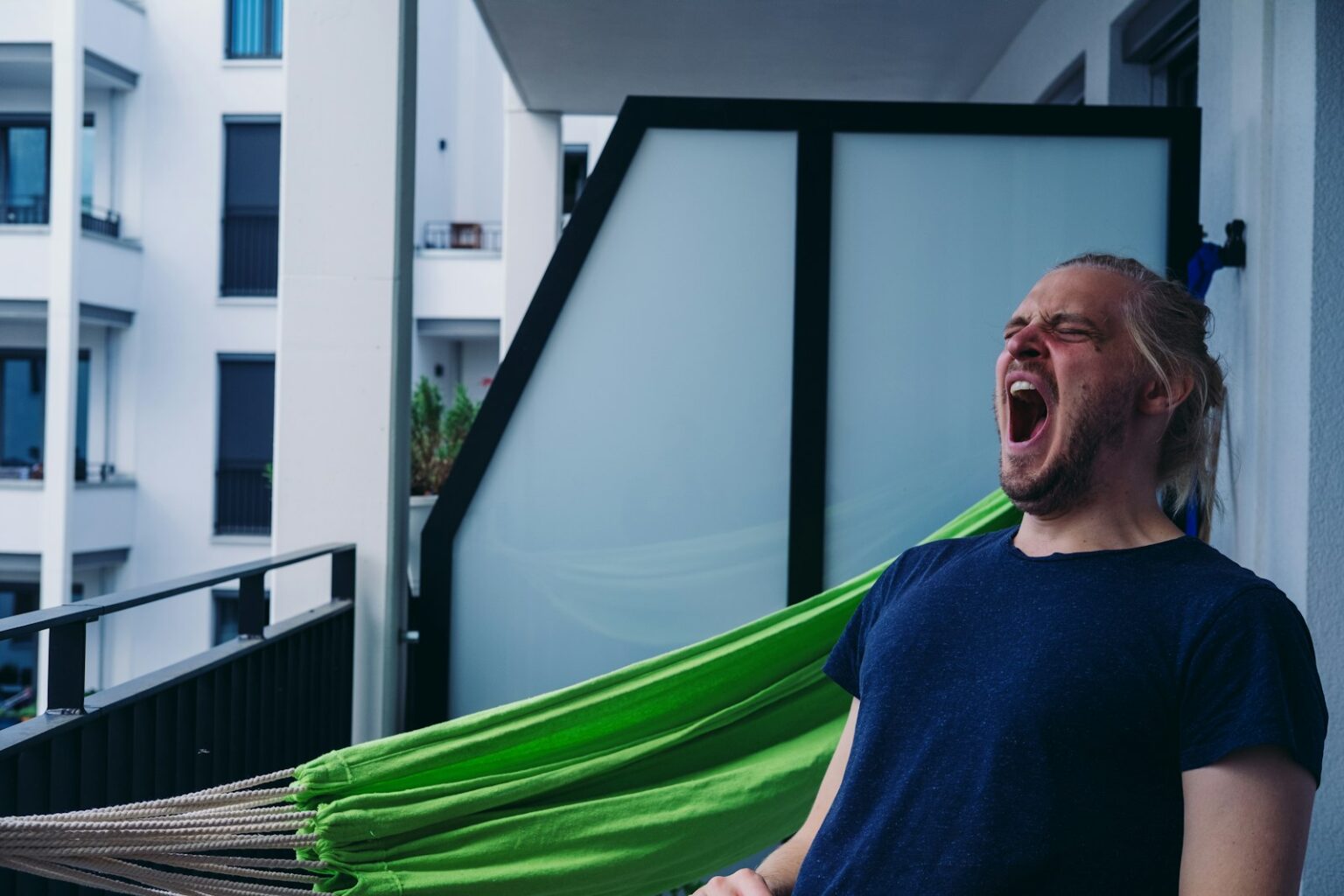 Could This Be the Most Contagious Yawn Ever?